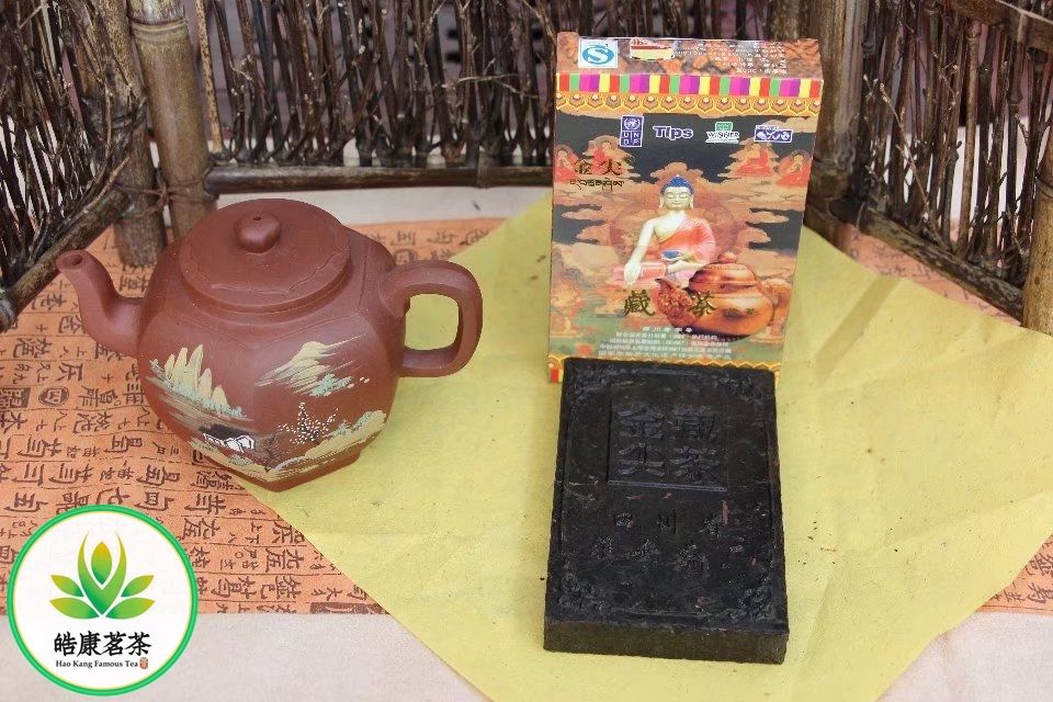 Золотой наконечник, чай для Тибета, фабрика Я Ань, кирпич, 200 г
