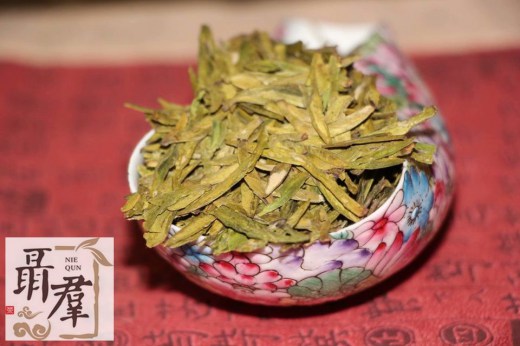 Зеленый чай MING QIAN TE JI LONG JING