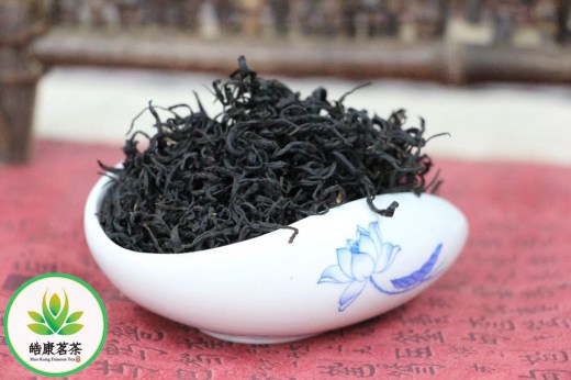YI HONG (И Хун), чёрный чай (красный чай)